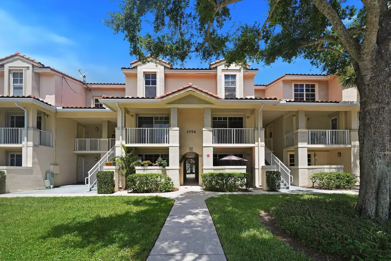 1054 University Boulevard # 21, Jupiter FL 33458 photo 2