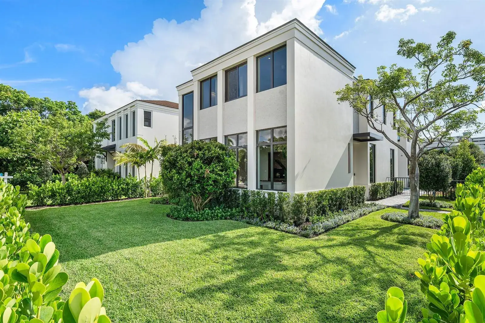 521 SE 4TH Avenue, Delray Beach FL 33483 photo 3