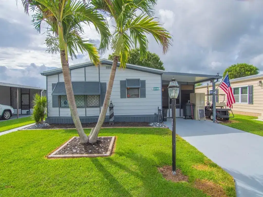 541 Barb Ann Lane, Port St. Lucie FL 34952 photo 3