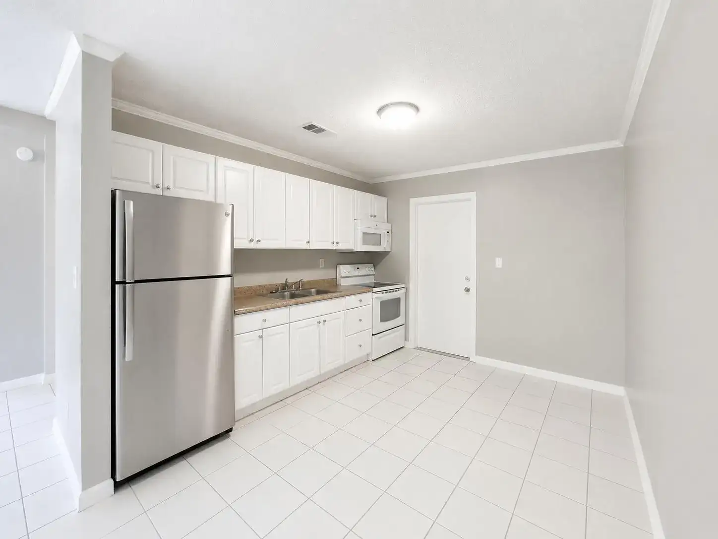 731 NW 1st Avenue # 2, Fort Lauderdale FL 33311 photo 2