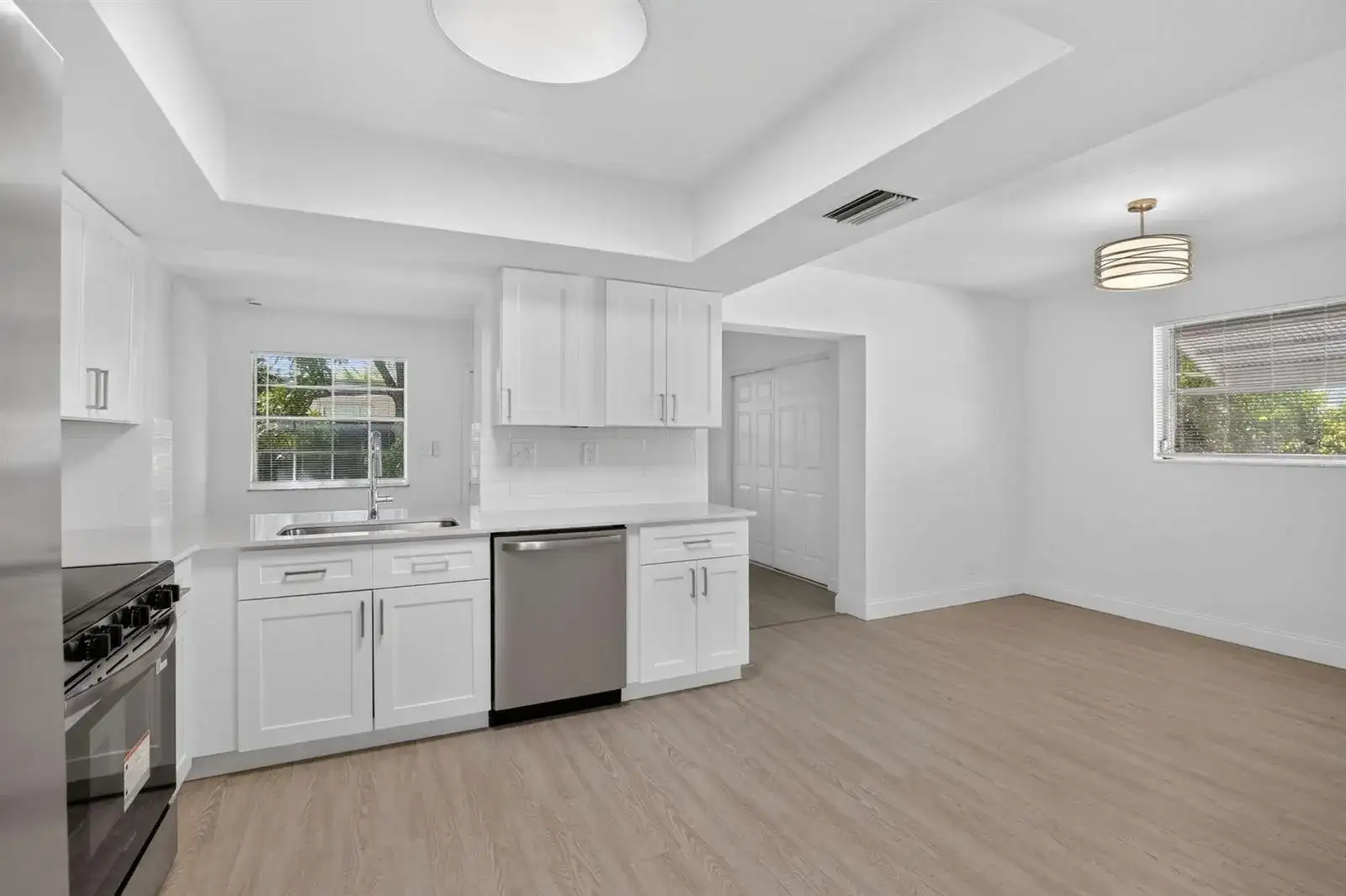 3390 NW 42nd Street, Lauderdale Lakes FL 33309 photo 5