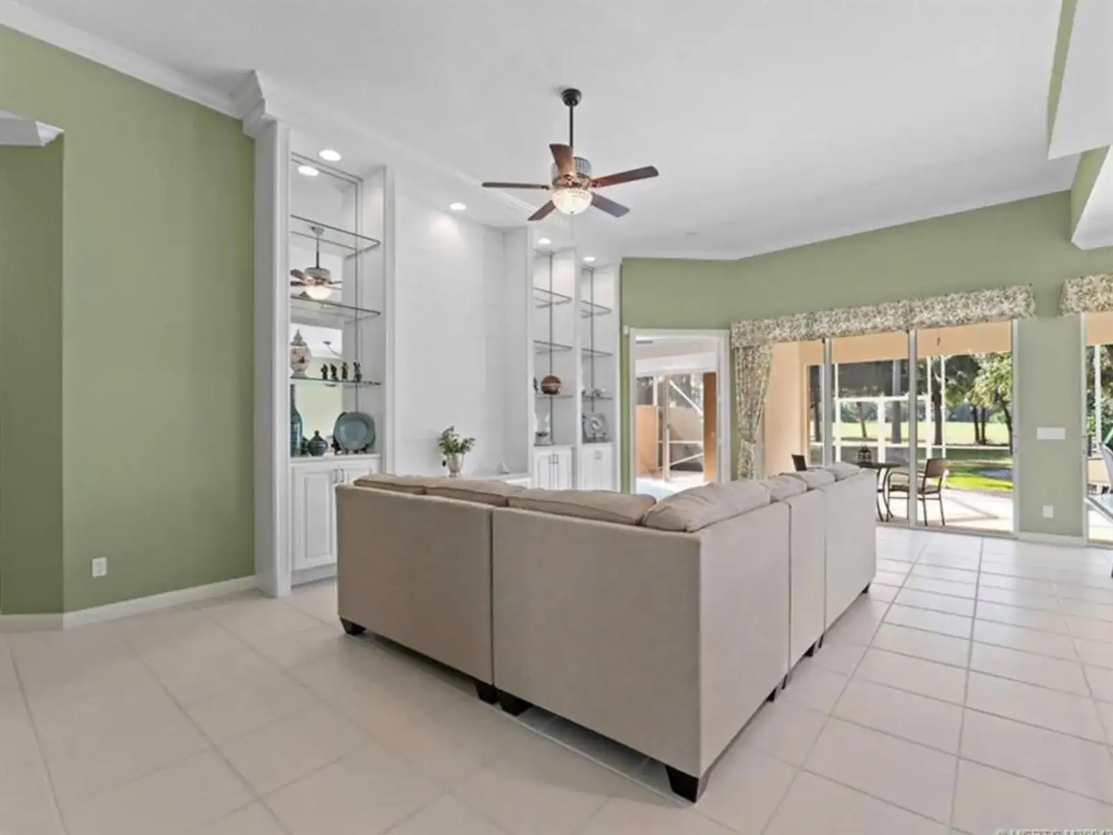 9400 SW Wedgewood Lane, Stuart FL 34997 photo 4