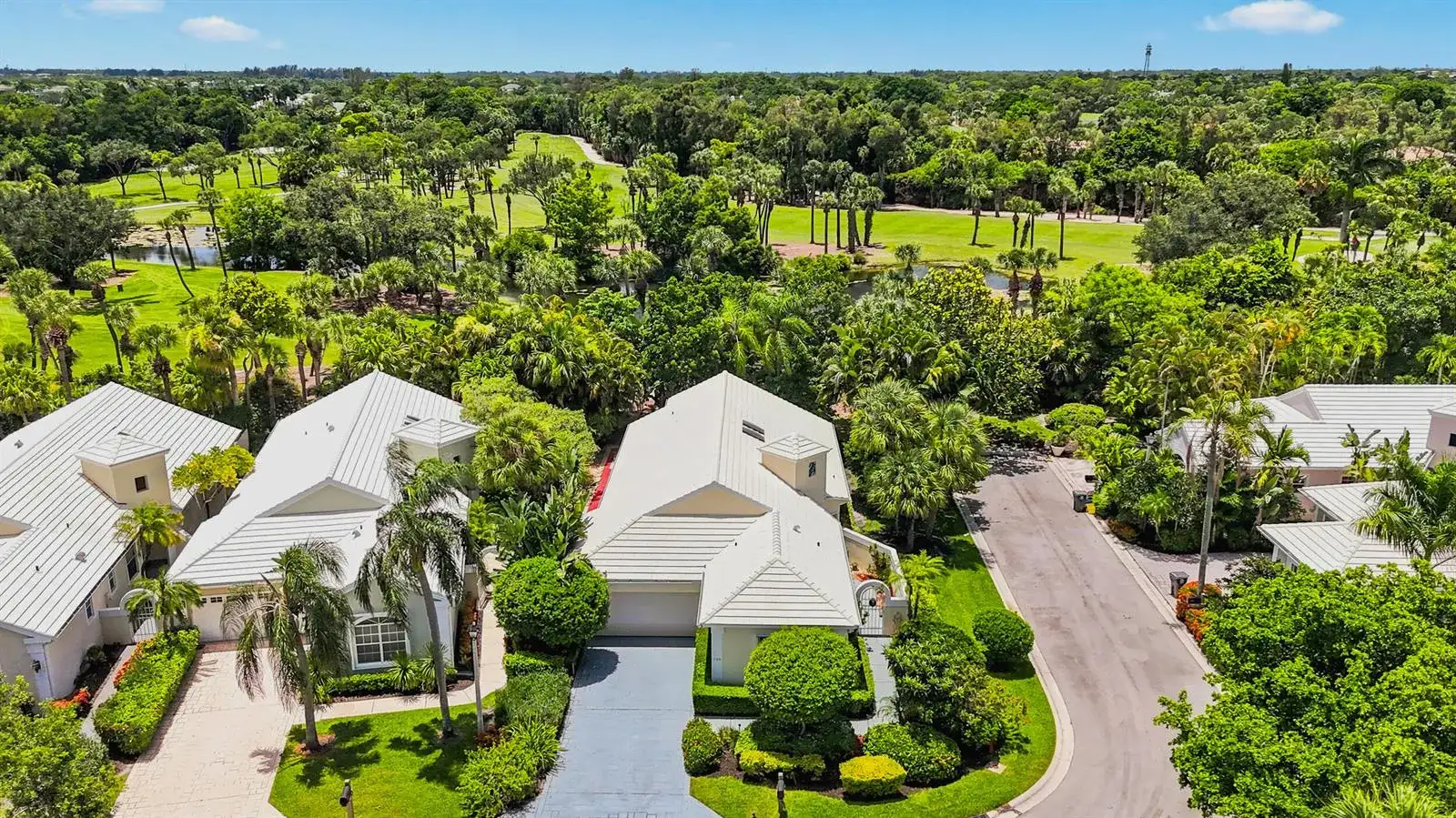 1109 Lytham Court, West Palm Beach FL 33411 photo 2