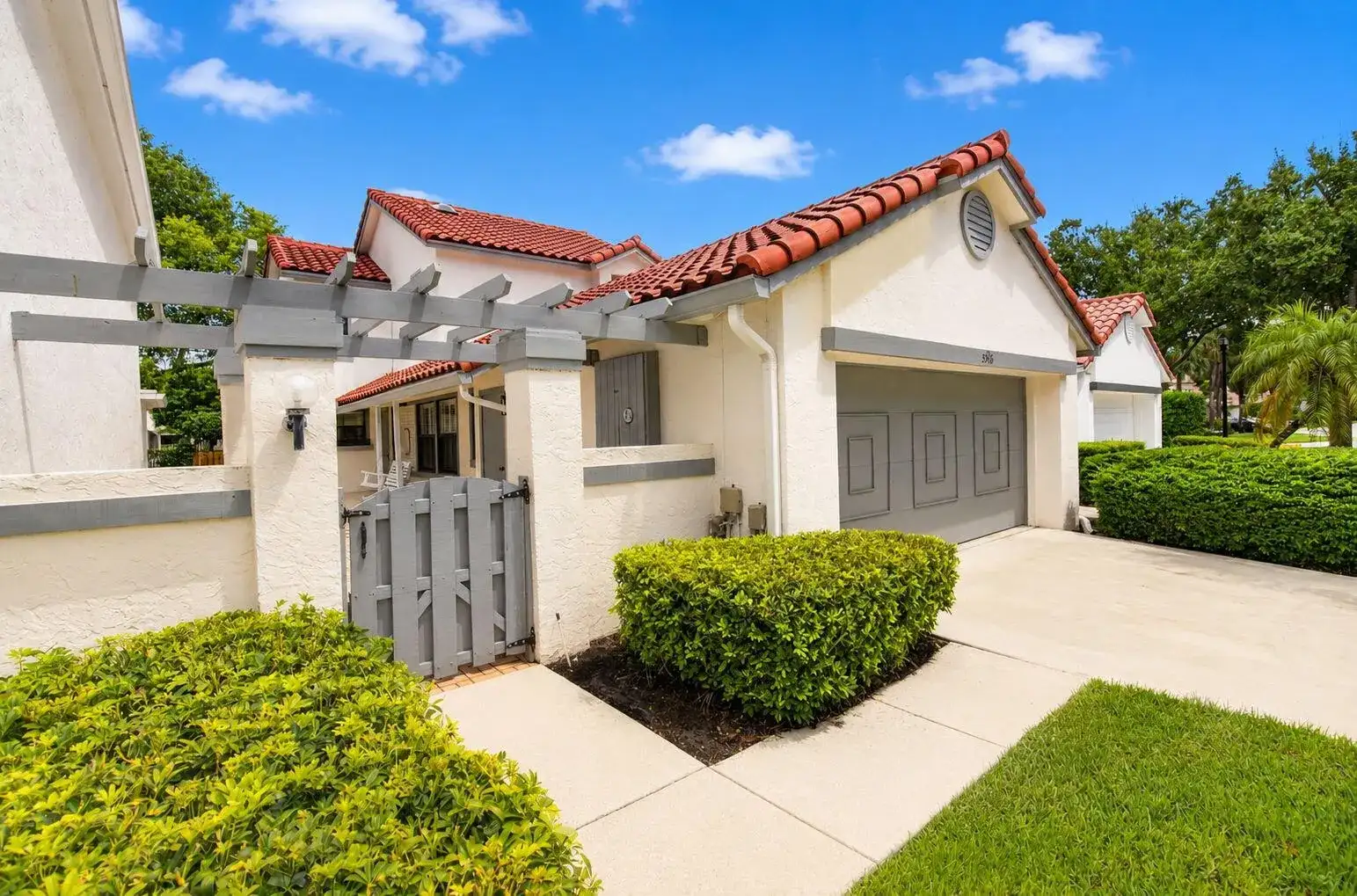 5576 Fox Hollow Drive, Boca Raton FL 33486 photo 2