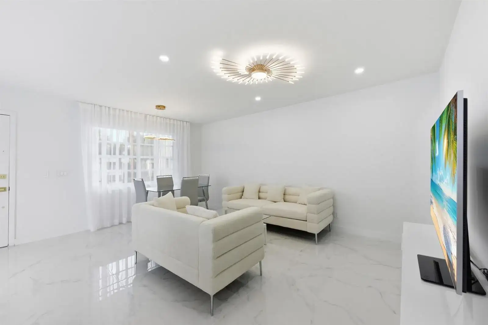 618 Normandy M, Delray Beach FL 33484 photo 3