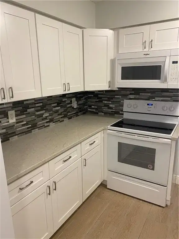 2030 NE 28TH Street, Lighthouse Point FL 33064 photo 4