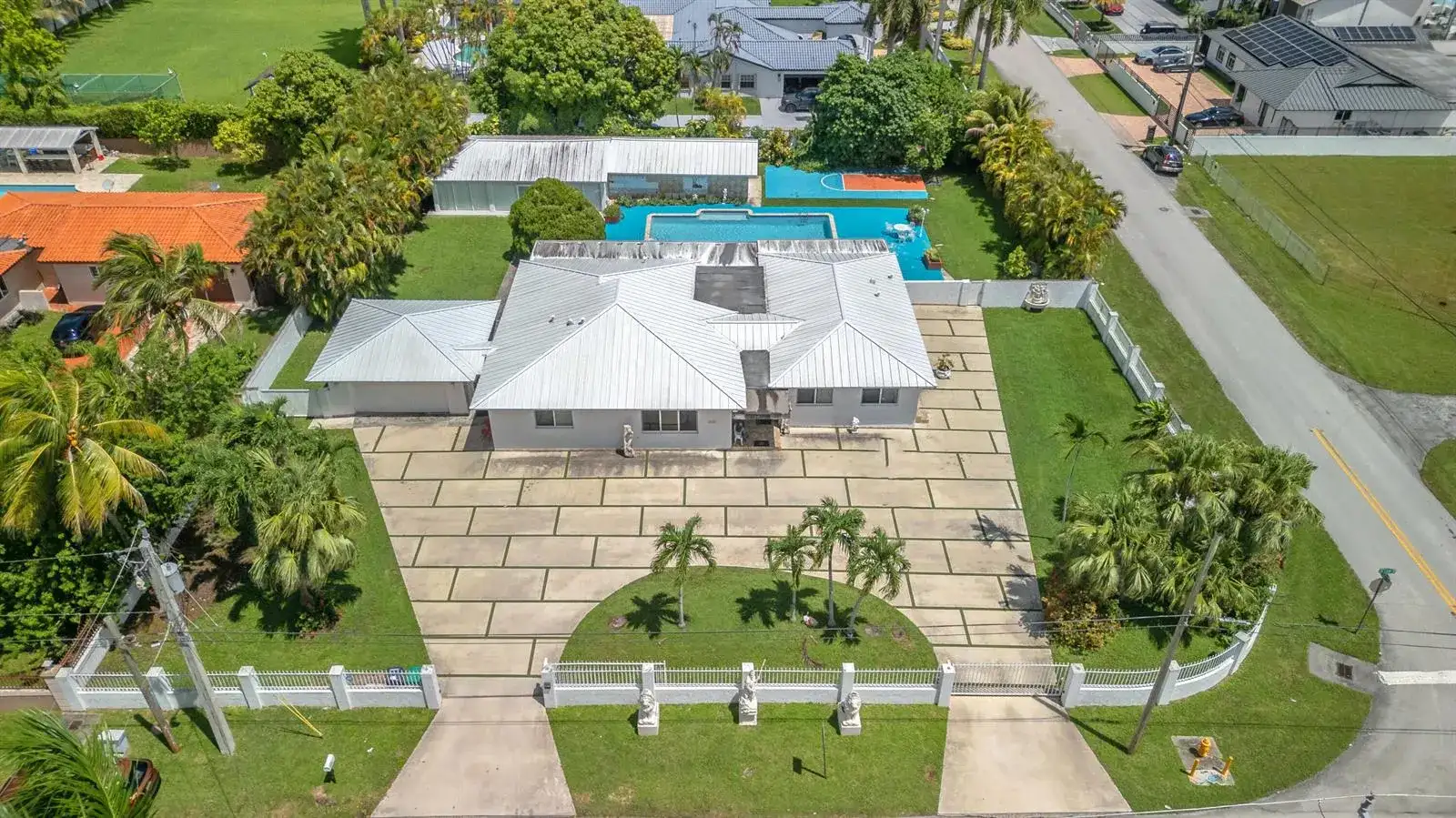 2951 SW 139TH Avenue, Miami FL 33175 photo 4