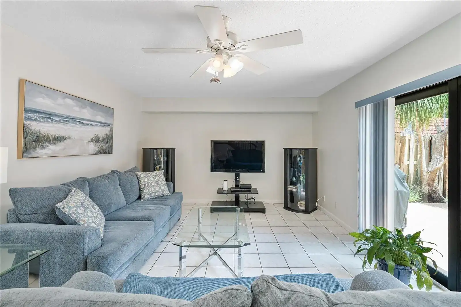 702 NW 98TH Circle, Plantation FL 33324 photo 3