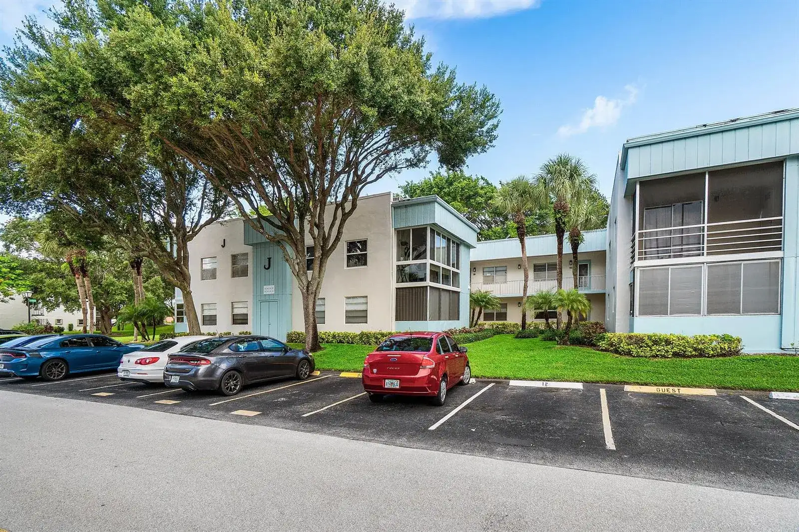 434 Normandy J, Delray Beach FL 33484 photo 3