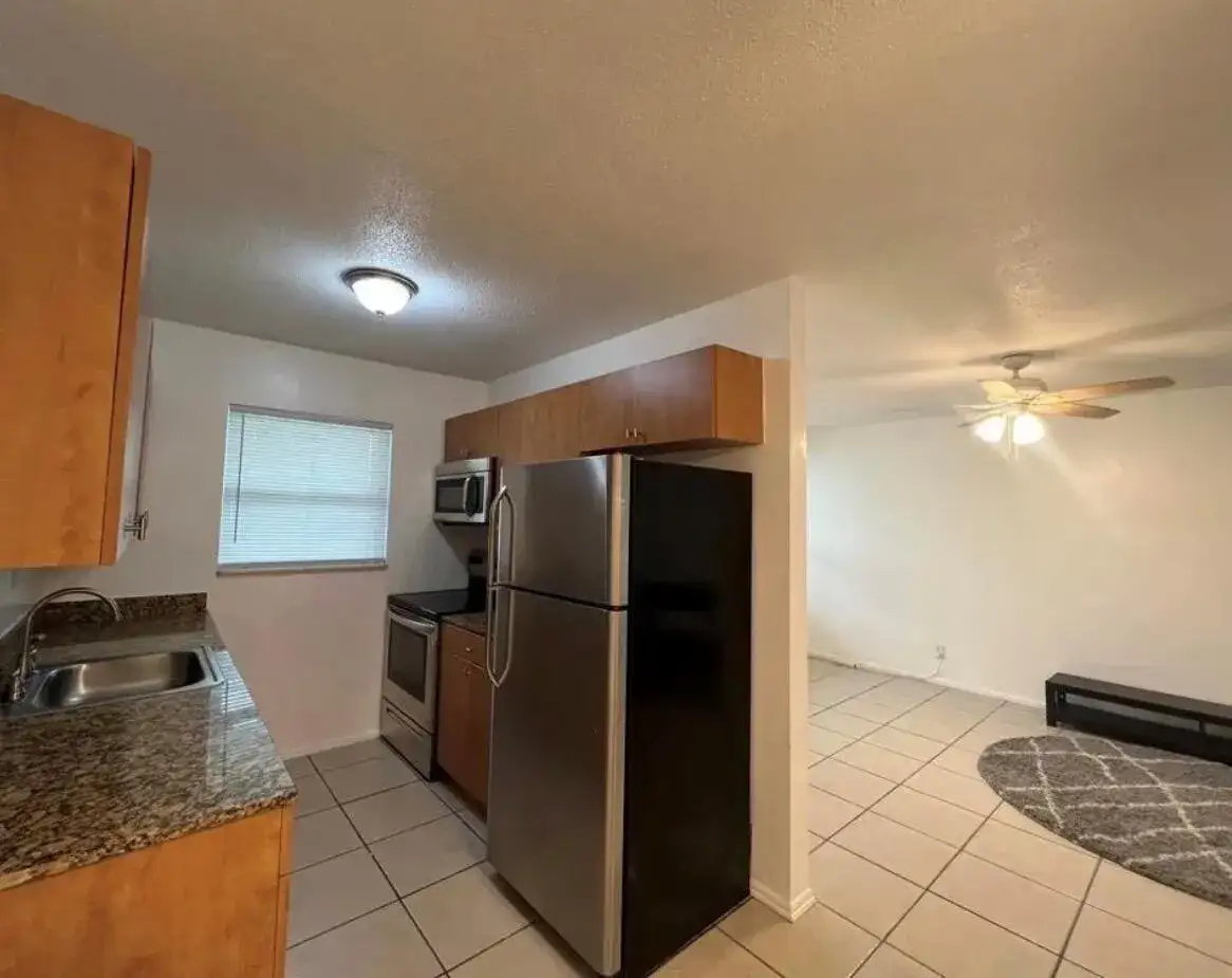 701 SE 15TH Street # 8, Fort Lauderdale FL 33316 photo 2