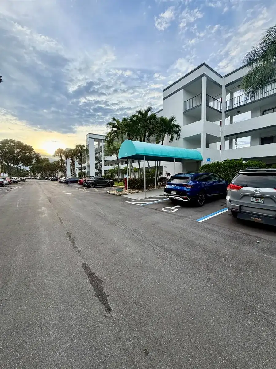 4725 LUCERNE LAKES E # 214, Lake Worth FL 33467 photo 4