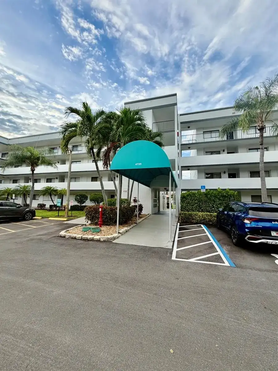 4725 LUCERNE LAKES E # 214, Lake Worth FL 33467 photo 5