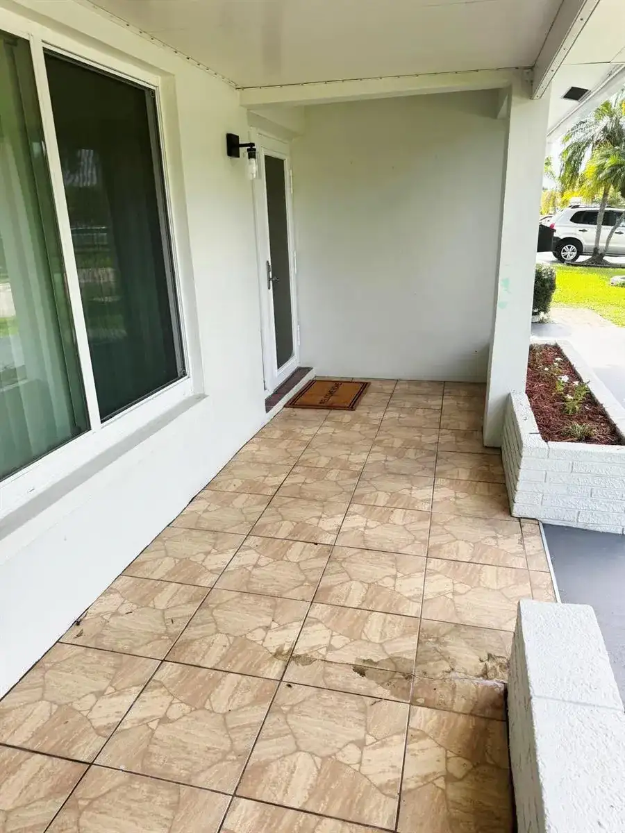 4740 NW 49TH Court, Tamarac FL 33319 photo 4
