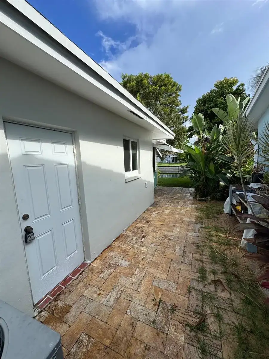 4740 NW 49TH Court, Tamarac FL 33319 photo 5