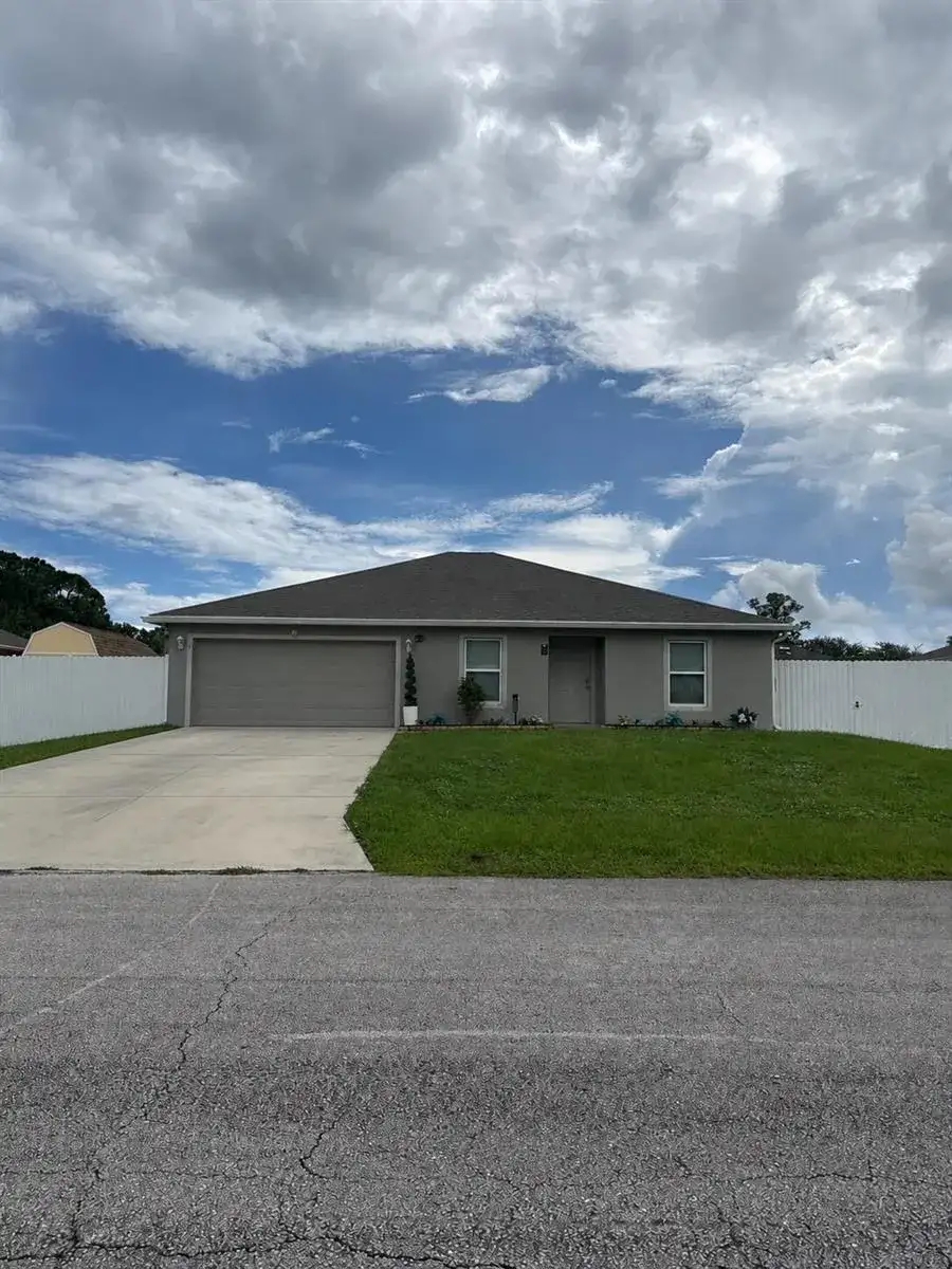 2373 SW BARBER Lane, Port St. Lucie FL 34984 photo 2