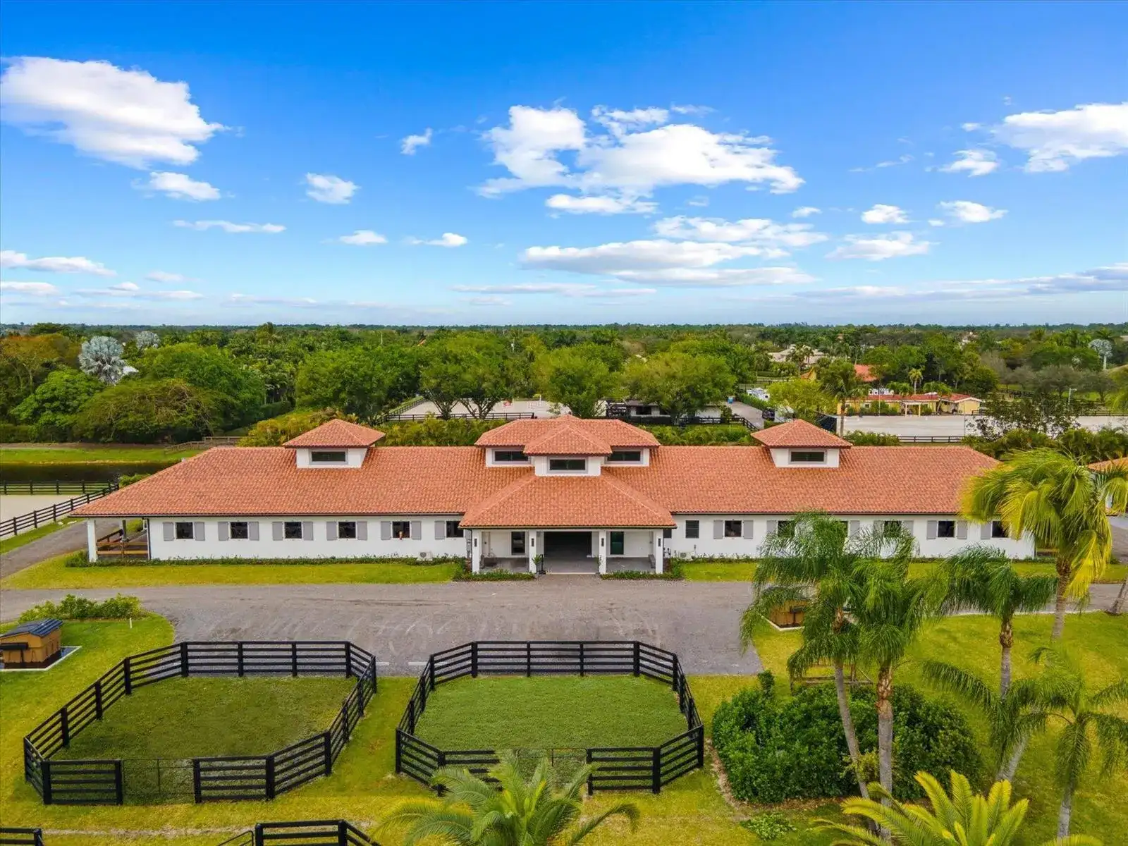 2984 Appaloosa Trail, Wellington FL 33414 photo 2