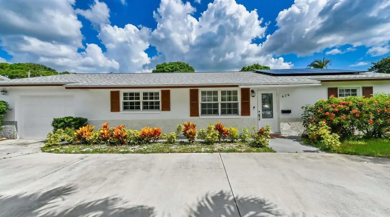 428 ALEMEDA Drive, Palm Springs FL 33461 photo 2