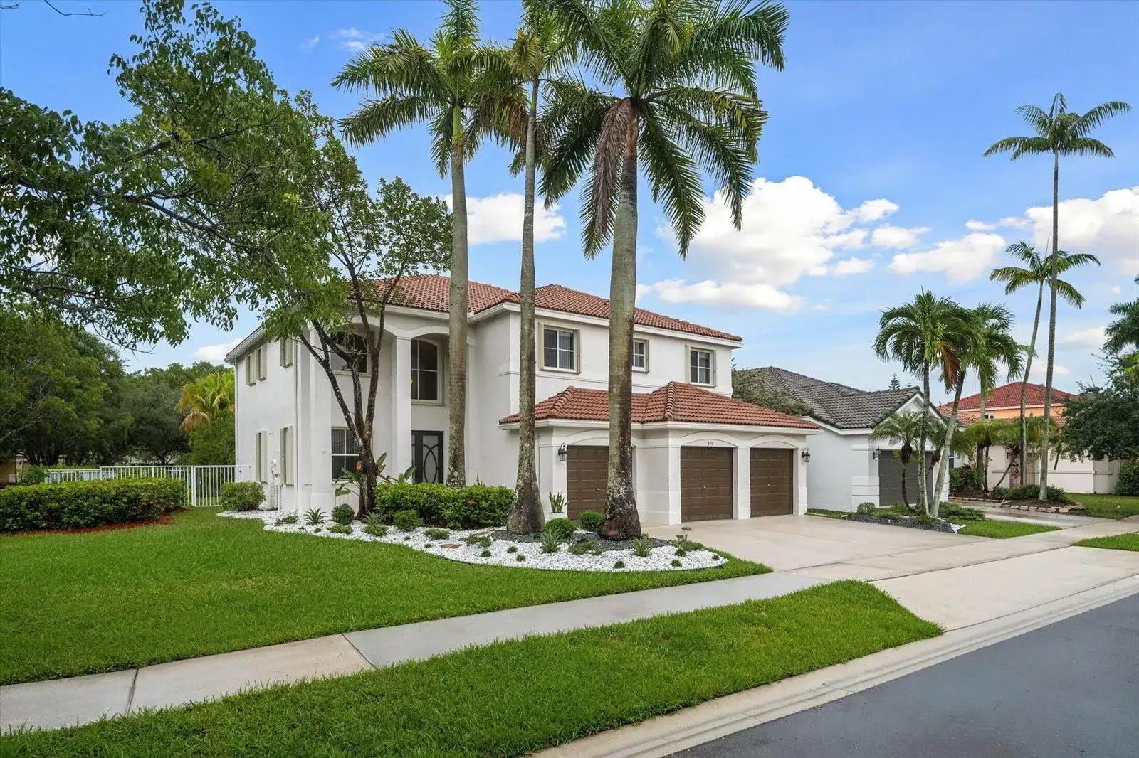 890 HAWTHORN Terrace, Weston FL 33327 photo 2