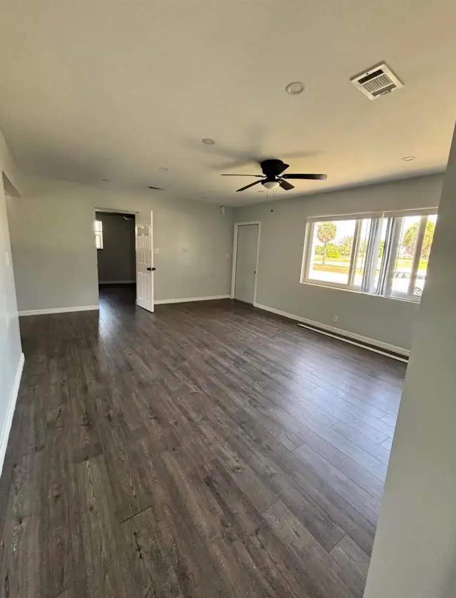 35 W 11TH Street # 0, Riviera Beach FL 33404 photo 2