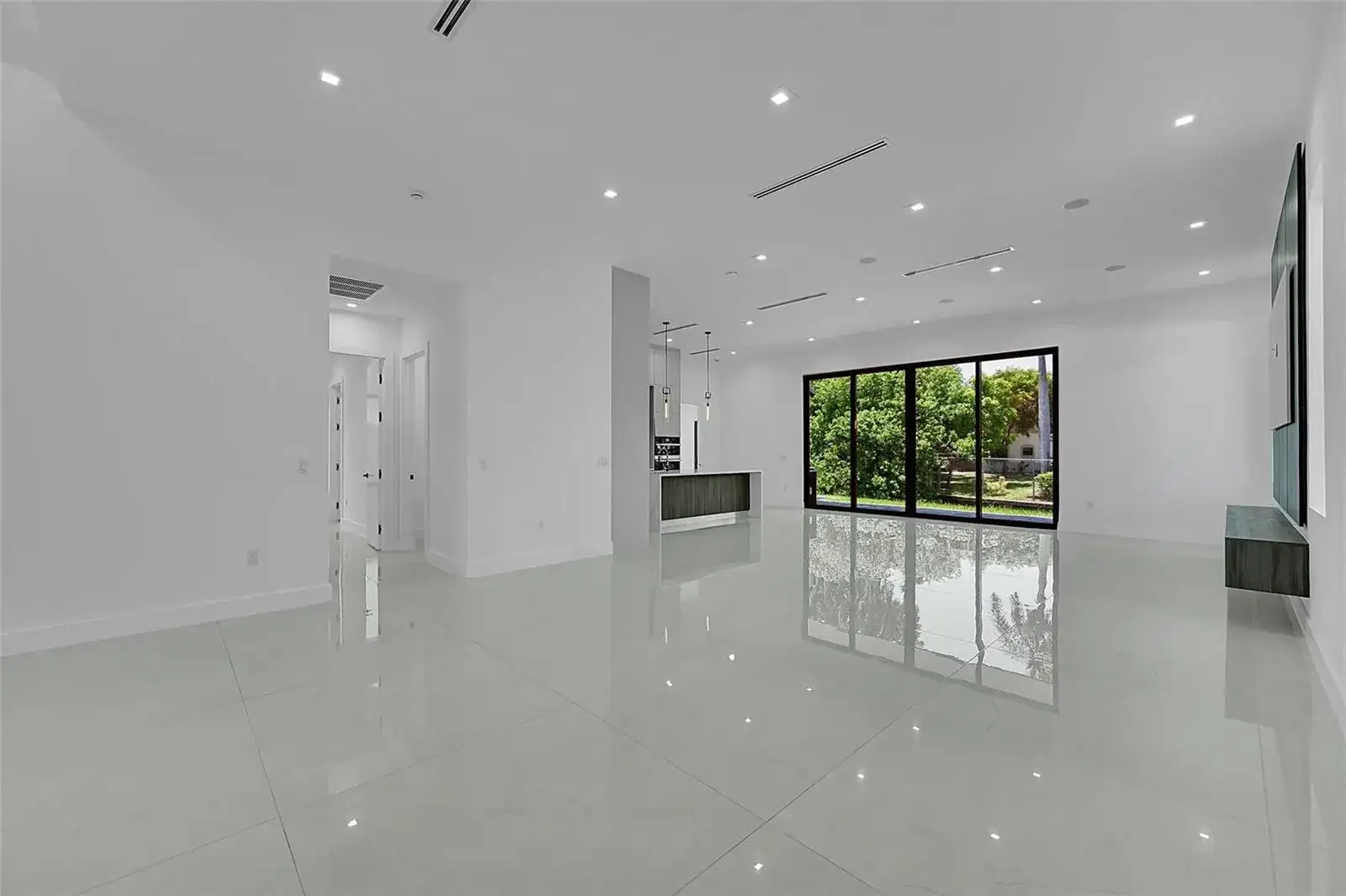 656 NW 21st Street, Fort Lauderdale FL 33311 photo 4