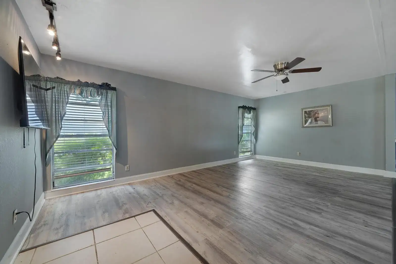 6311 NW 72nd Avenue, Tamarac FL 33321 photo 4