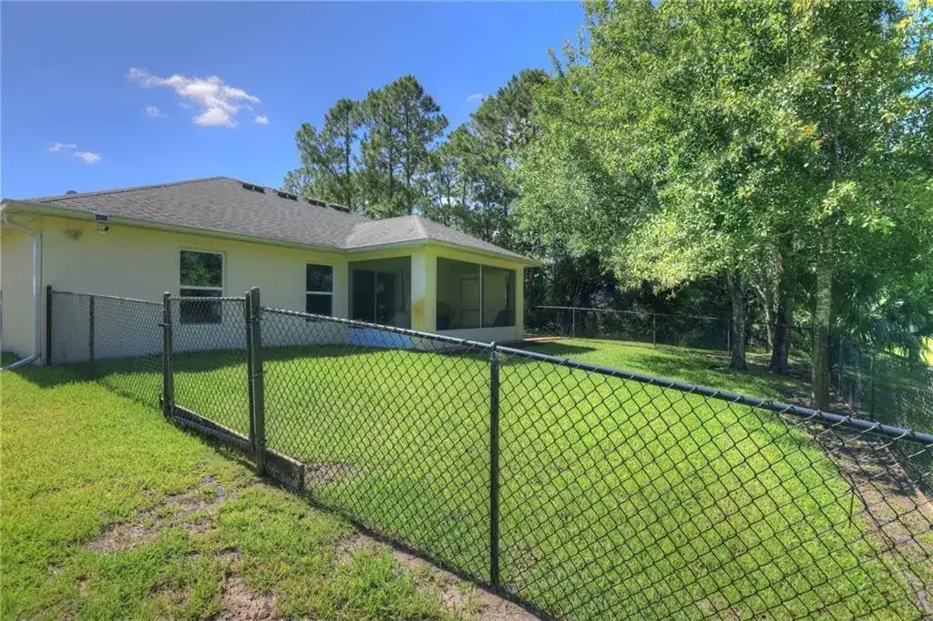8455 105th Avenue, Vero Beach FL 32967 photo 4