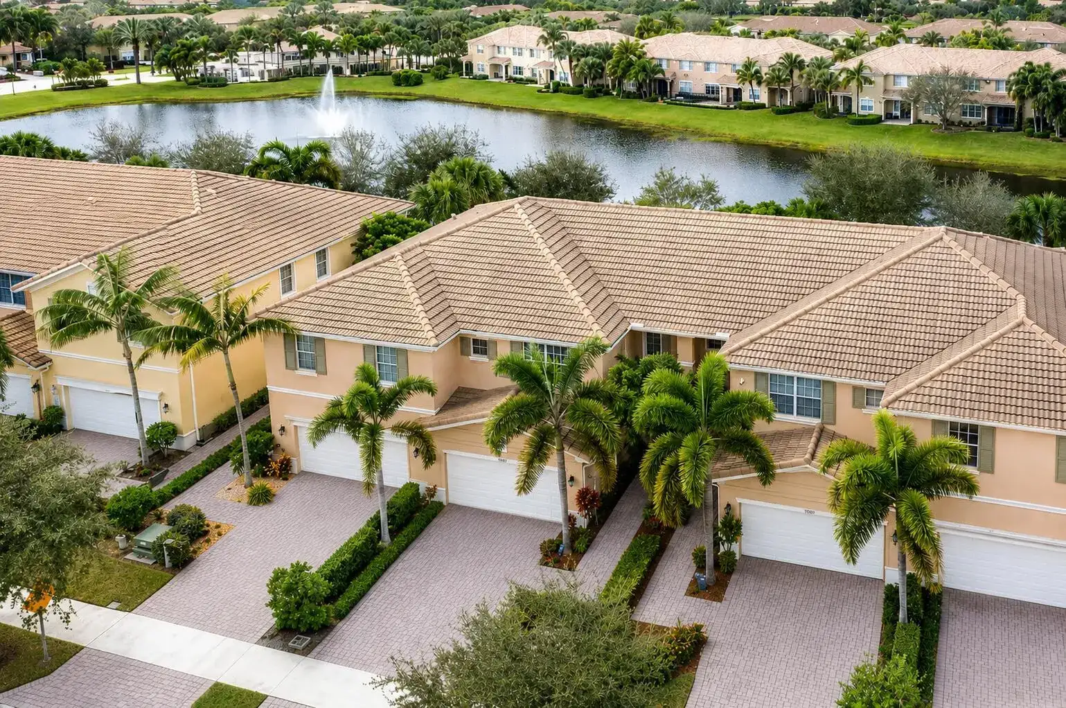 4612 Cadiz Circle, Palm Beach Gardens FL 33418 photo 2