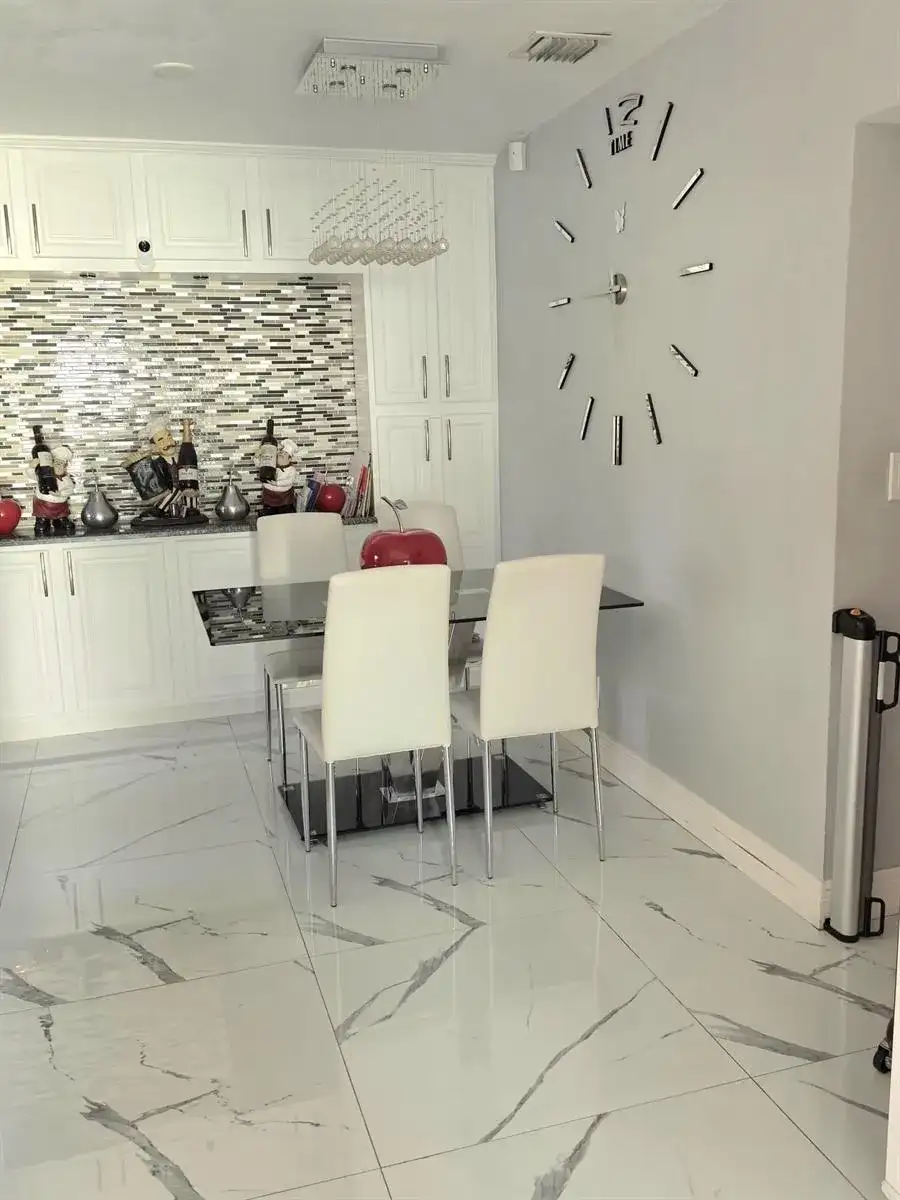 6521 HARDING Street, Hollywood FL 33024 photo 3