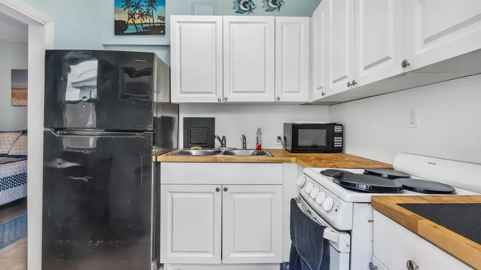 1637 Taft Street, Hollywood FL 33020 photo 2