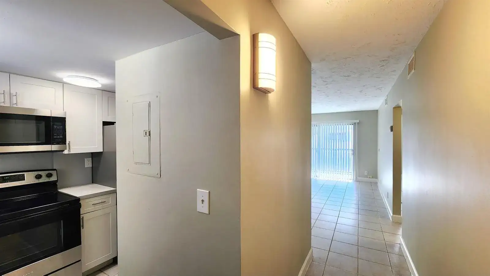 1501 CRESCENT Circle # D36, Lake Park FL 33403 photo 3