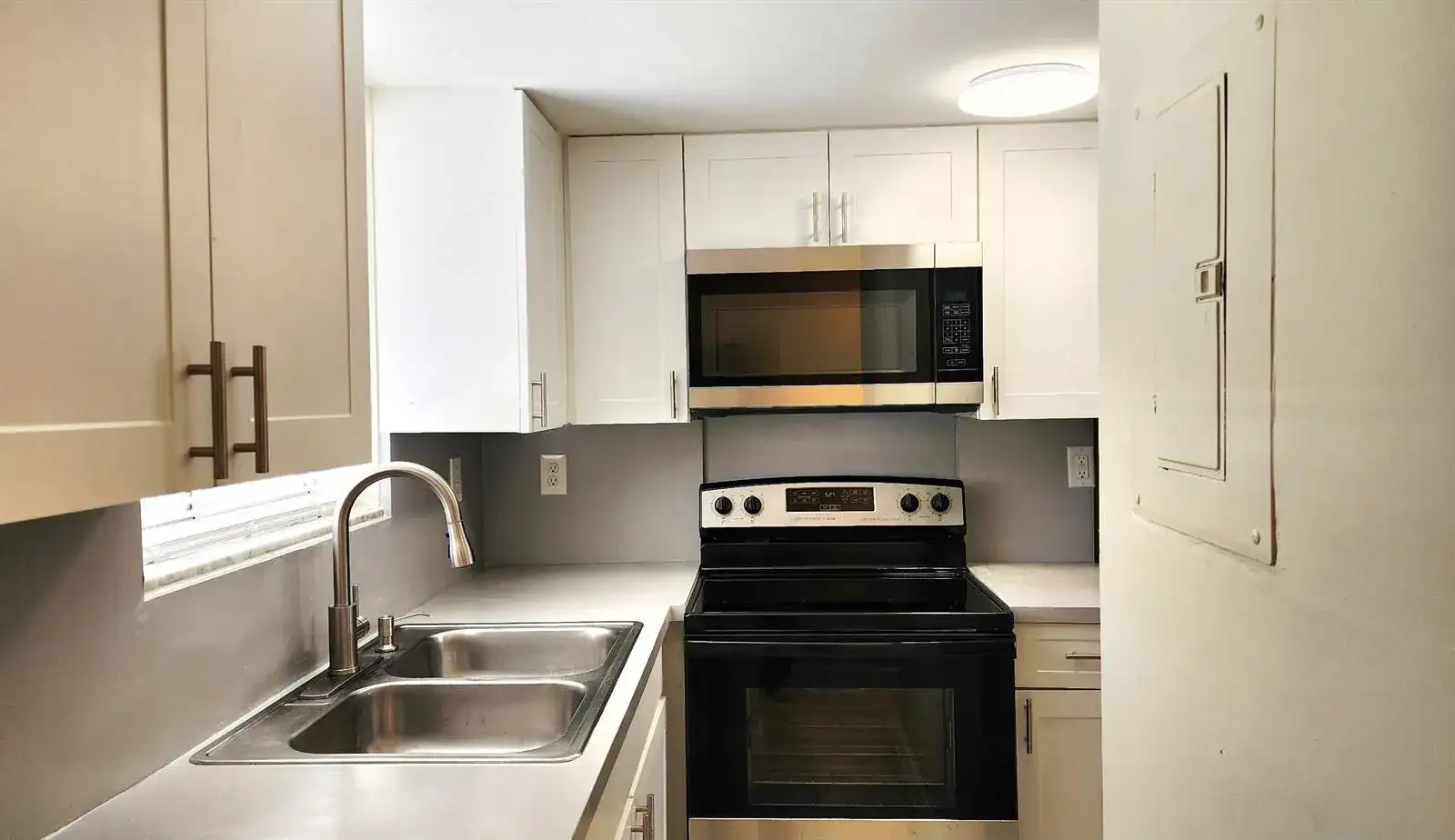 1501 CRESCENT Circle # D36, Lake Park FL 33403 photo 4