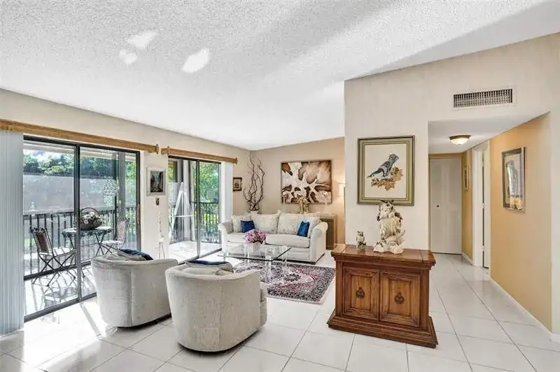 10783 W CLAIRMONT Circle # 205, Tamarac FL 33321 photo 5