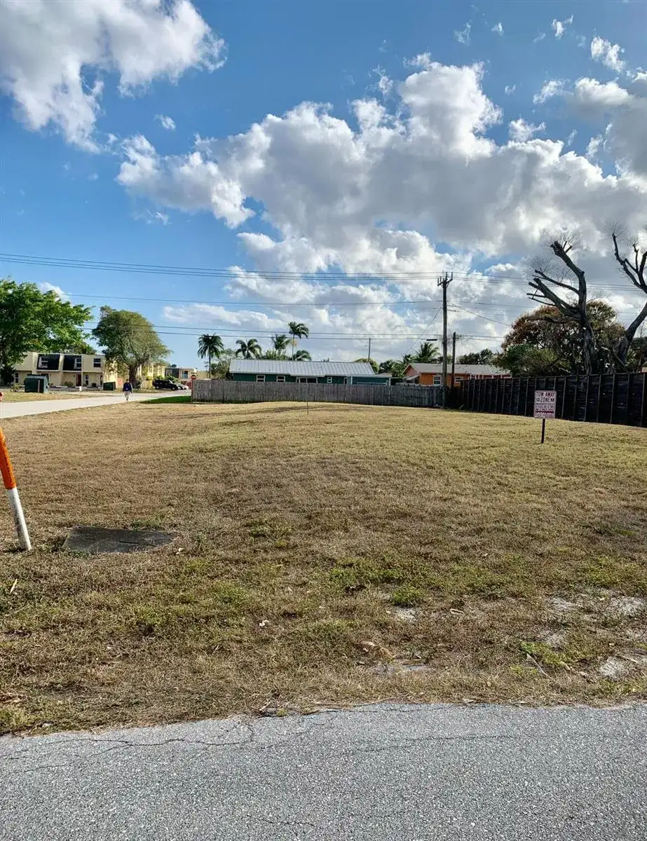 0 SW 2nd Avenue, Boynton Beach FL 33435 photo 2