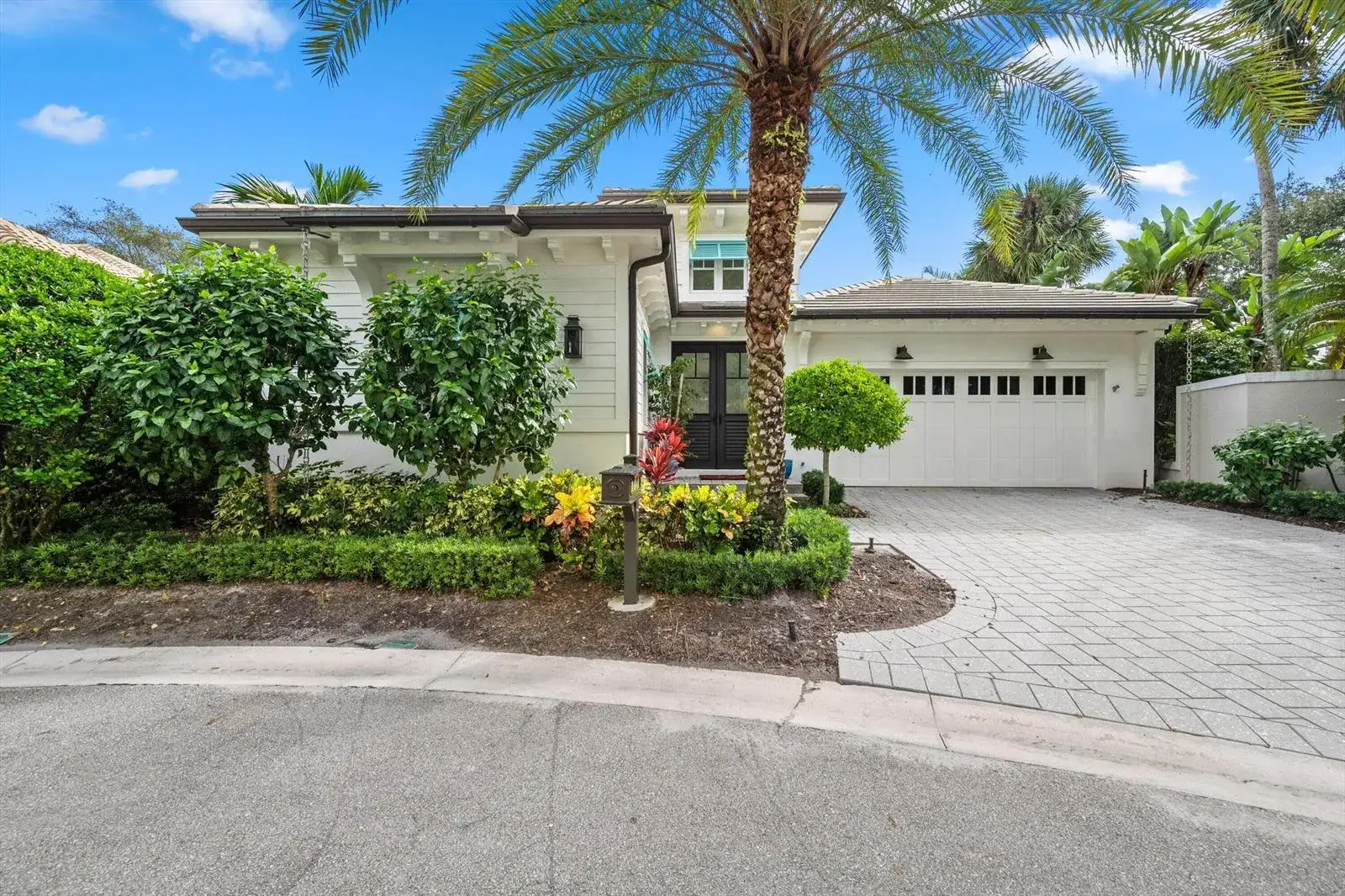 104 Lanitee Circle, Jupiter FL 33458 photo 2
