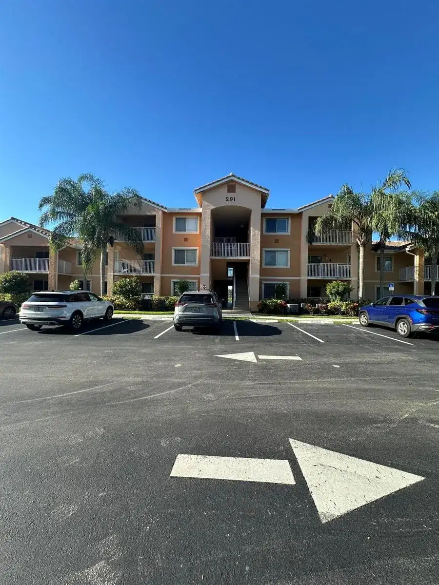 291 SW Palm Drive # 104, Port St. Lucie FL 34986 photo 2
