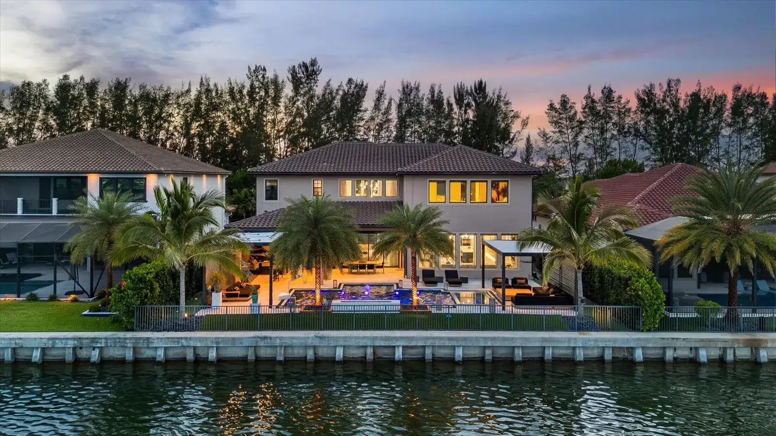 8590 W PARKLAND BAY Trail, Parkland FL 33076 photo 2