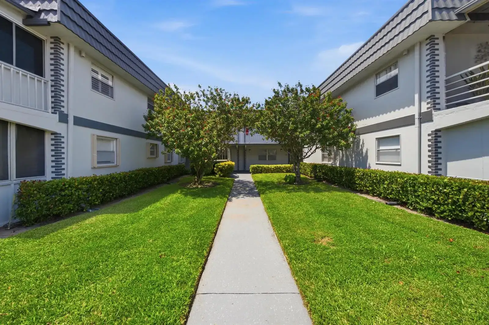 273 Saxony F, Delray Beach FL 33446 photo 3