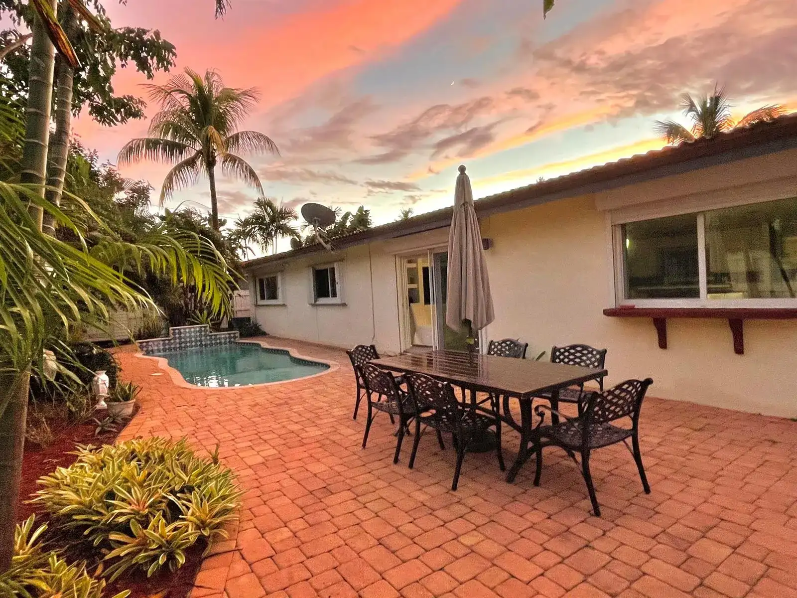 5200 NE 18TH Terrace, Fort Lauderdale FL 33308 photo 2
