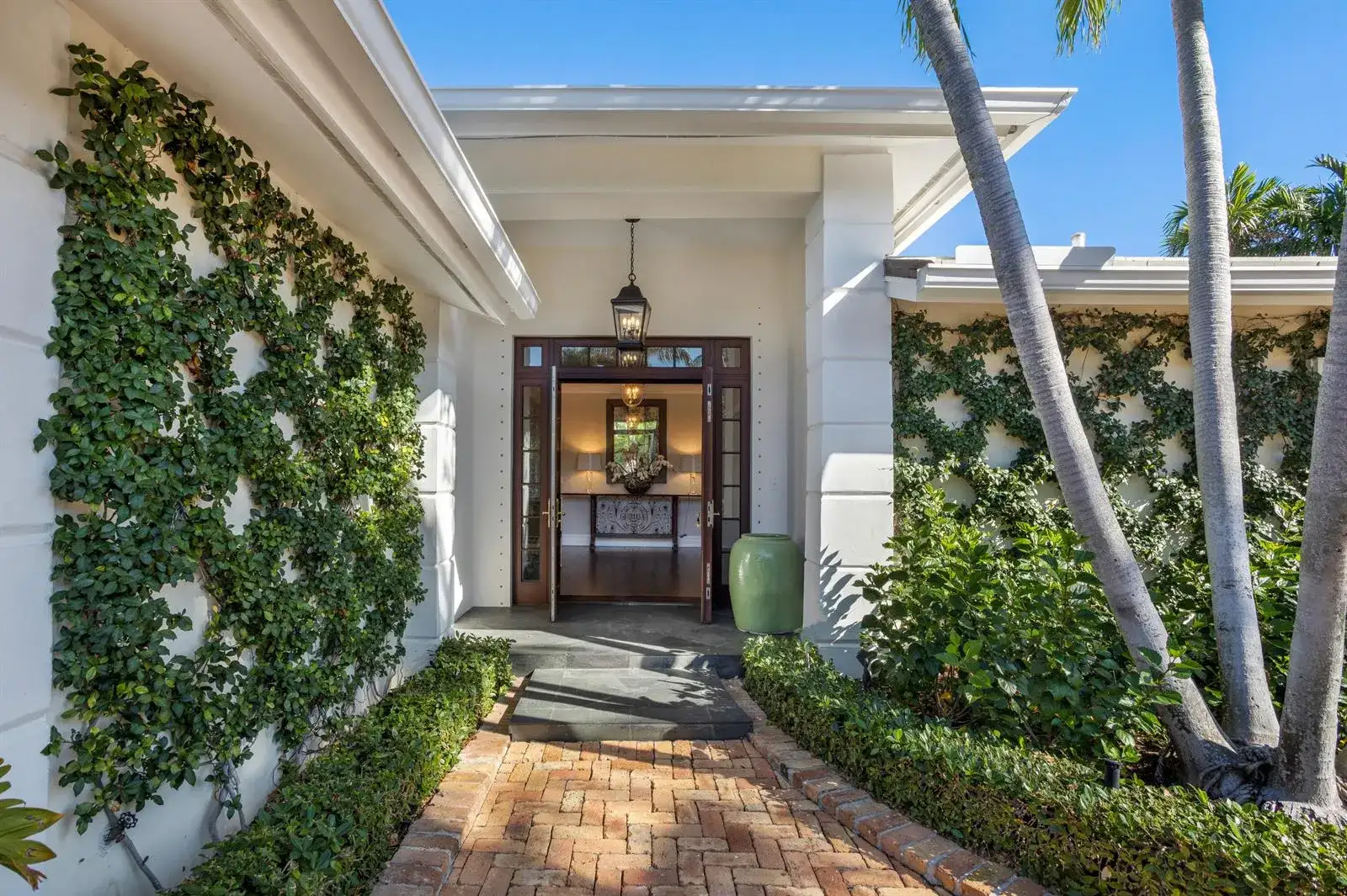 265 SANDPIPER Drive, Palm Beach FL 33480 photo 3