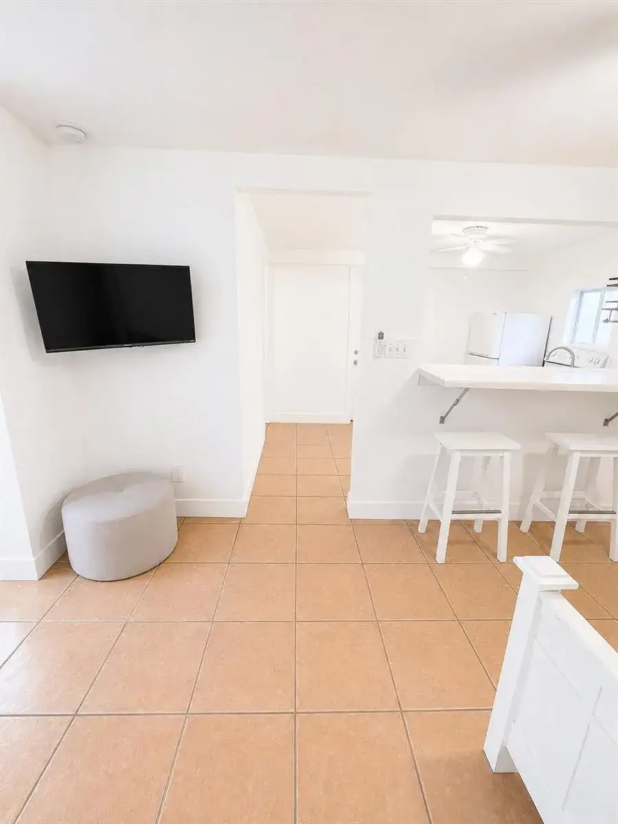204 Conniston Road # A, West Palm Beach FL 33405 photo 2