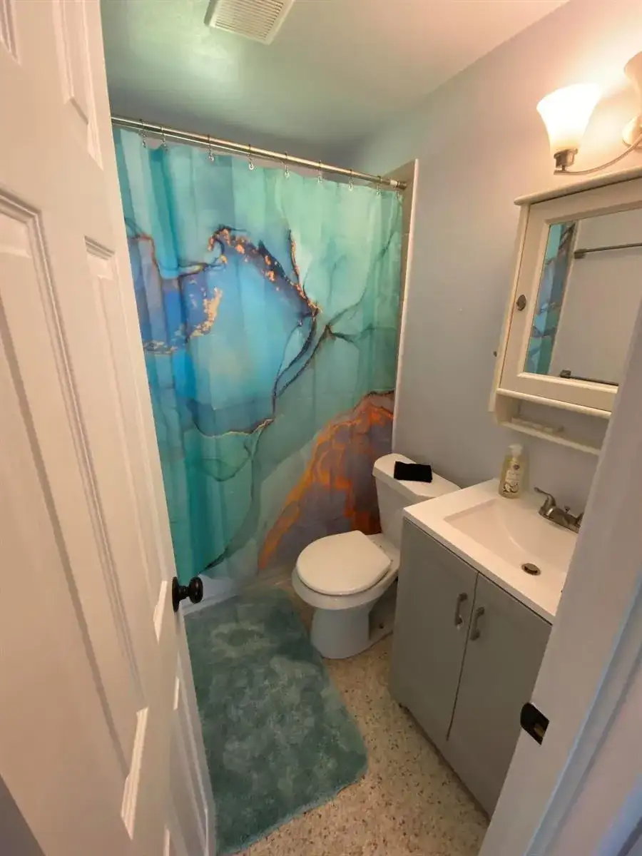 1112 AVENUE E # A, Fort Pierce FL 34950 photo 3