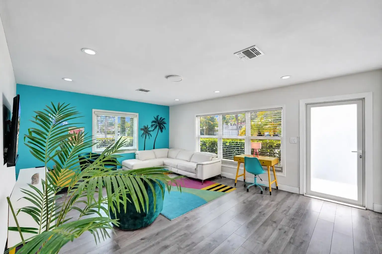 1535 HOLLYWOOD Boulevard, Hollywood FL 33020 photo 5