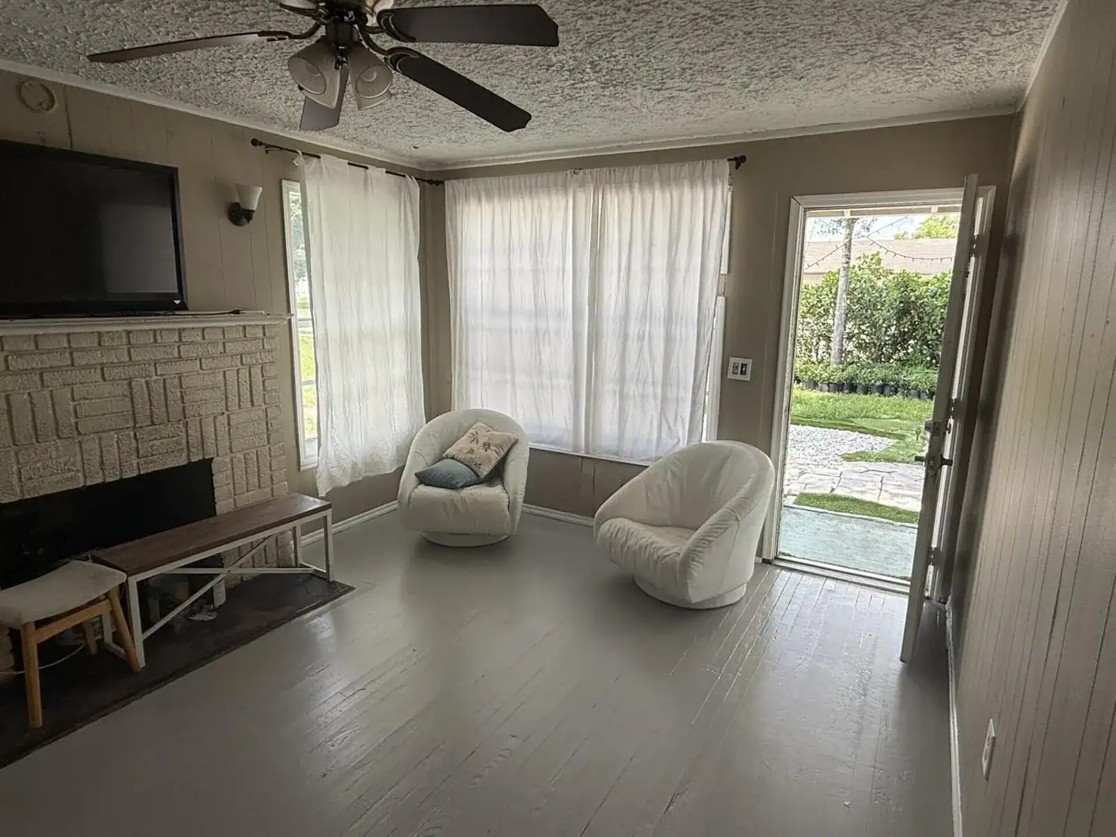 2422 Genessee Avenue, West Palm Beach FL 33409 photo 2