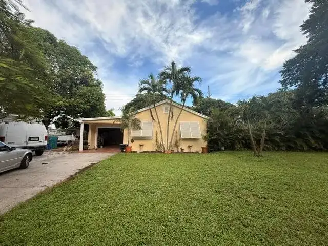 520 NW 7TH Street, Boynton Beach FL 33426 photo 2