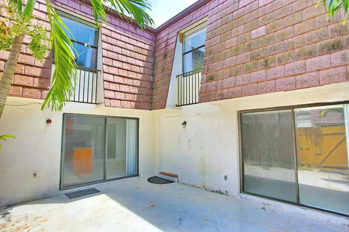 7531 Courtyard Run E, Boca Raton FL 33433 photo 3