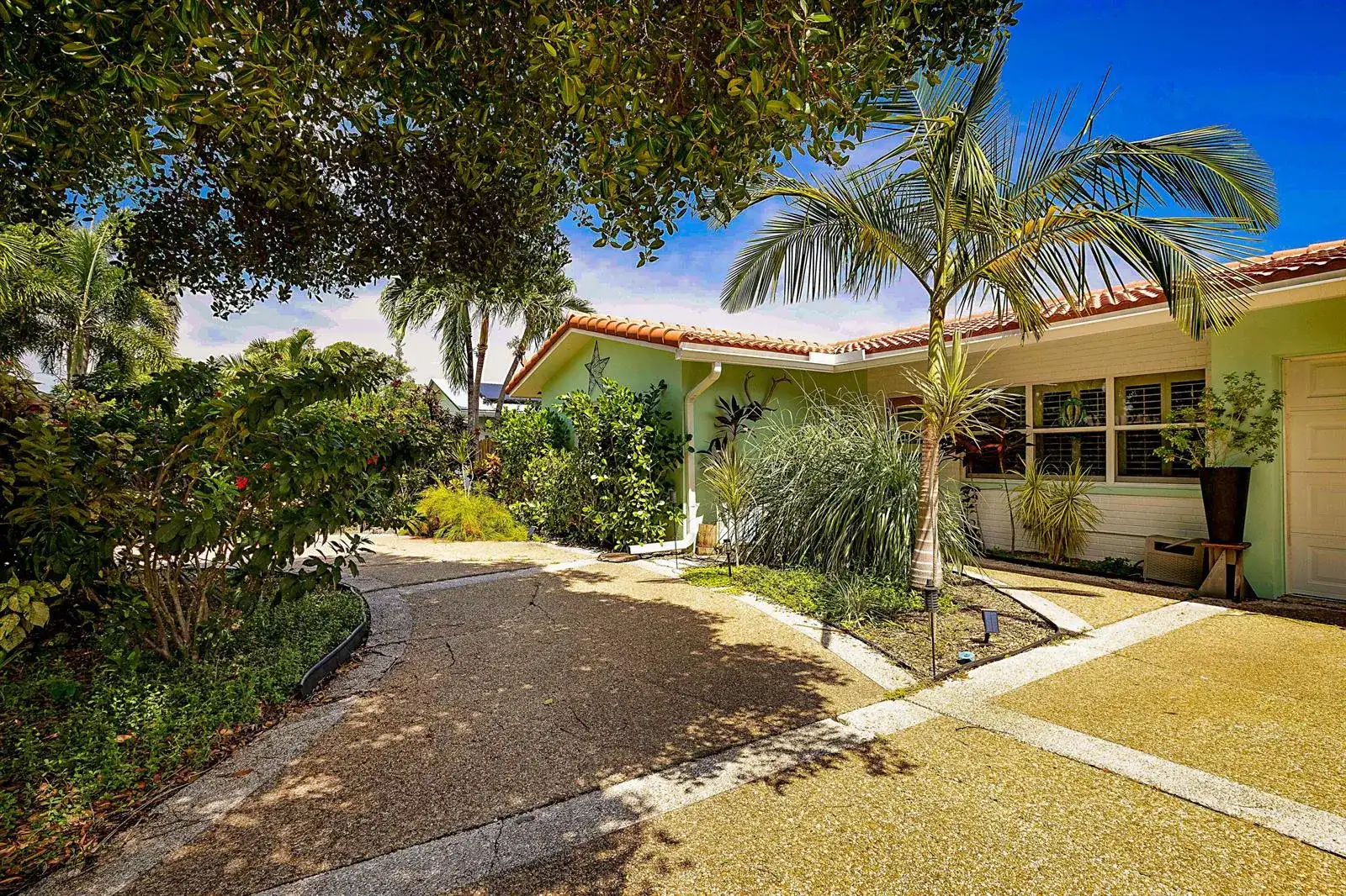 2242 NW 3rd Court, Boca Raton FL 33431 photo 2