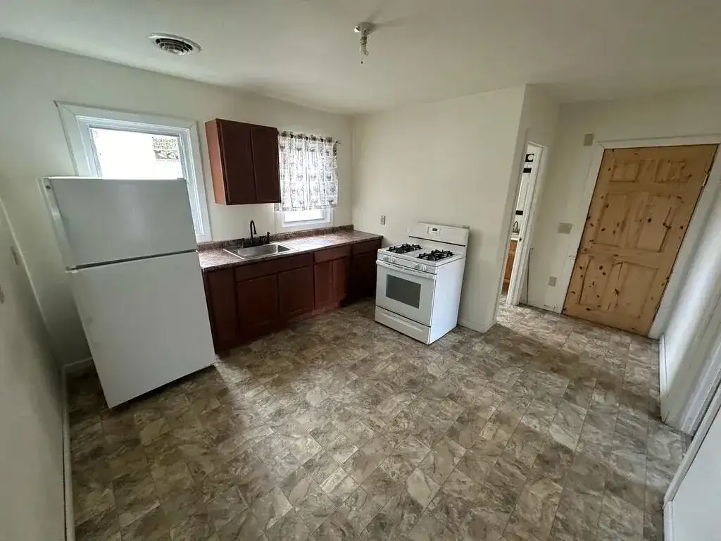 1834 Hamburg Street, FL photo 2