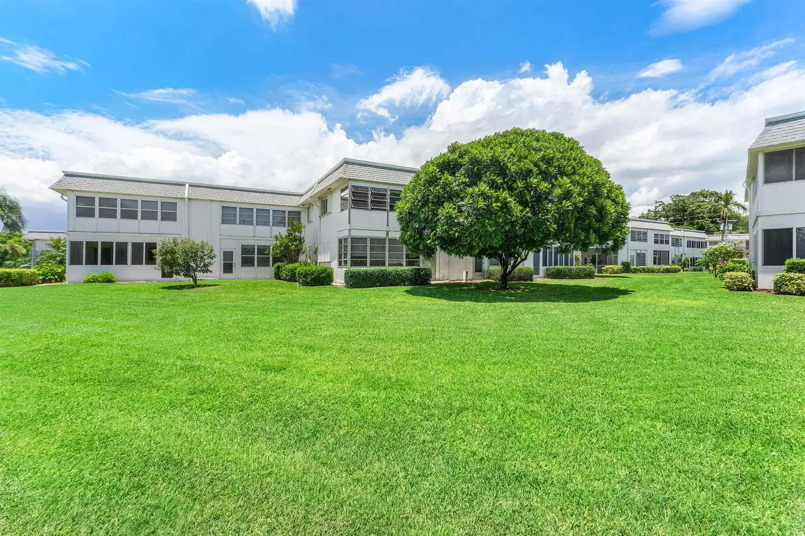 3120 Lake Osborne Drive, FL 33461 photo 4