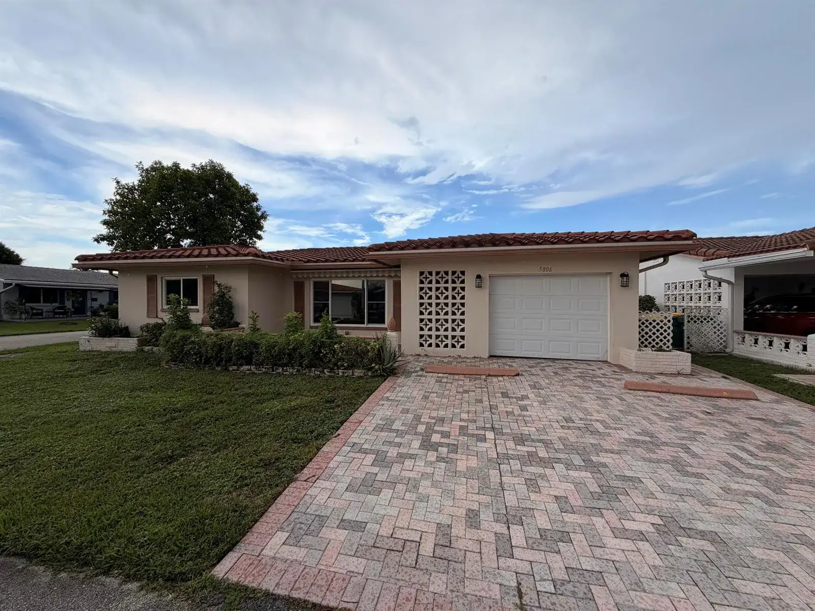 5806 NW 86TH Terrace, Tamarac FL 33321 photo 3
