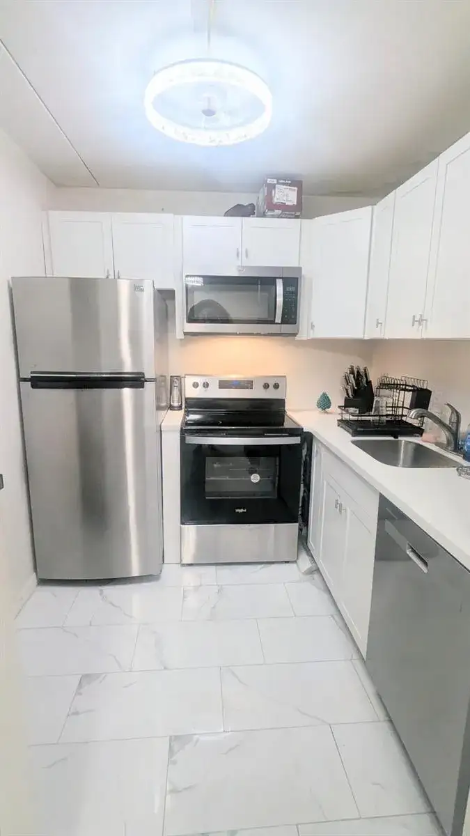 360 Windsor P, West Palm Beach FL 33417 photo 5